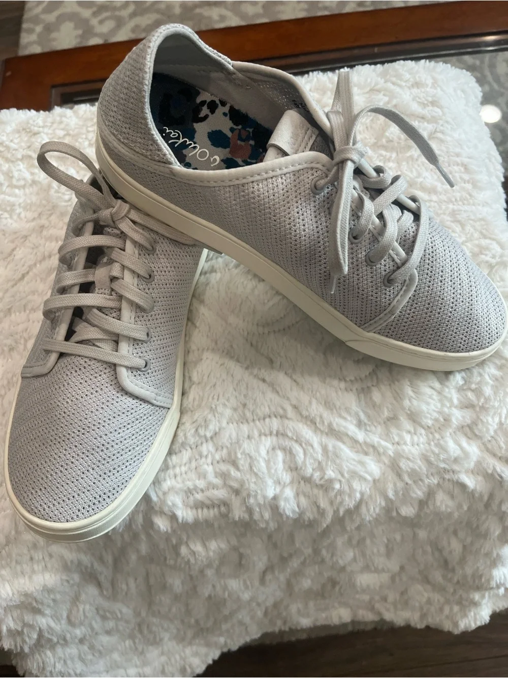 Olukai Pehuea Li Mist grey nwot sneakers low top tie colorful cushioned footbed